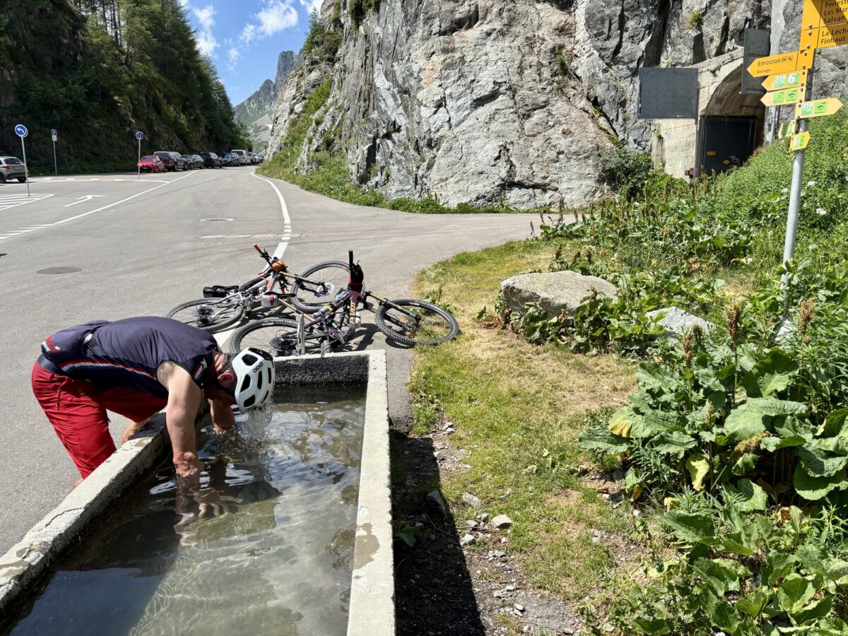 Bikepacking Westalpen Tag 1:  Panach-Weh bei Eisriesen und Désoléten